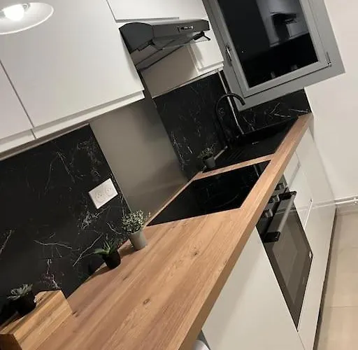 Les Nuages De Sablon クレルモン・フェラン